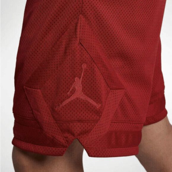 📦 NEW Men's Small NIKE AIR JORDAN Sportswear Diamond Mesh Shorts Red 939608-687 - Picture 4 of 5